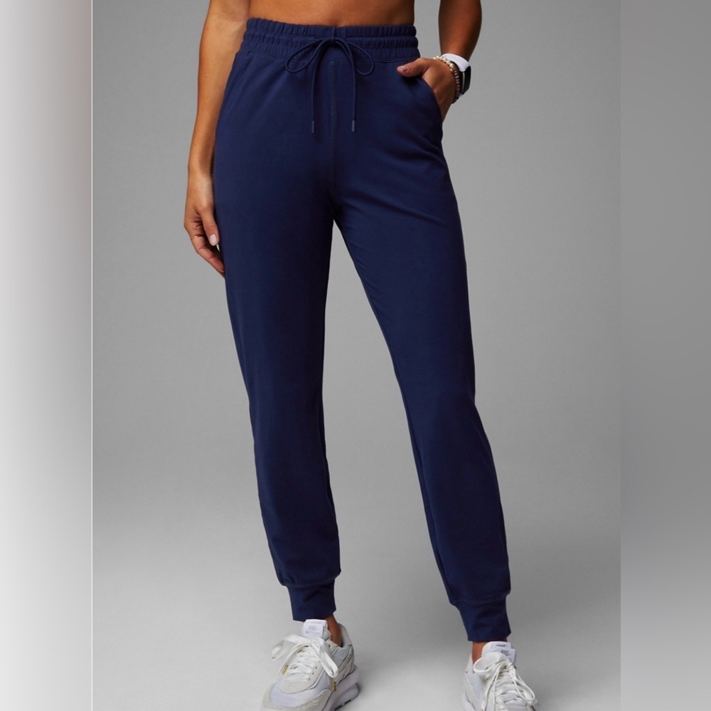 Fabletics High-Waisted Performance Jogger Navy Blue Size Large